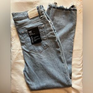 NWT PAIGE Light Blue Size 31 Jeans